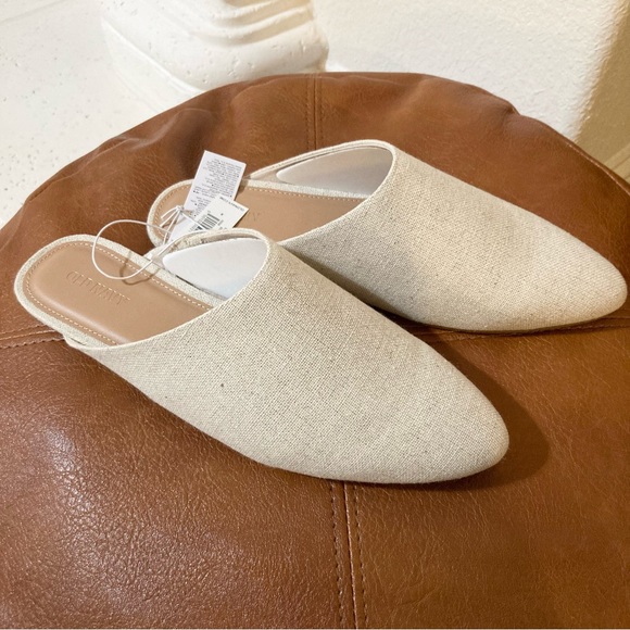 Old Navy Shoes - NWT Linen Slides Mules Cream Color  Size 8